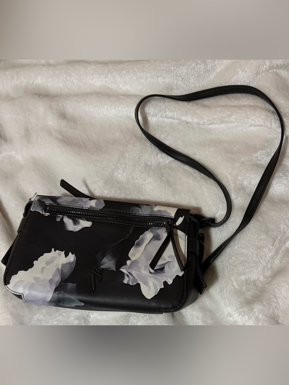 Simply Vera Black Floral Crossbody Bag